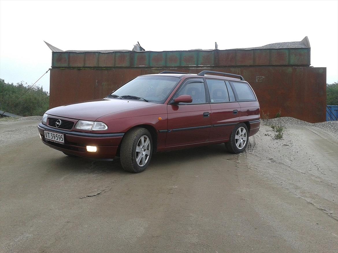 Opel Astra f 1.6 Club (SOLGT) billede 11