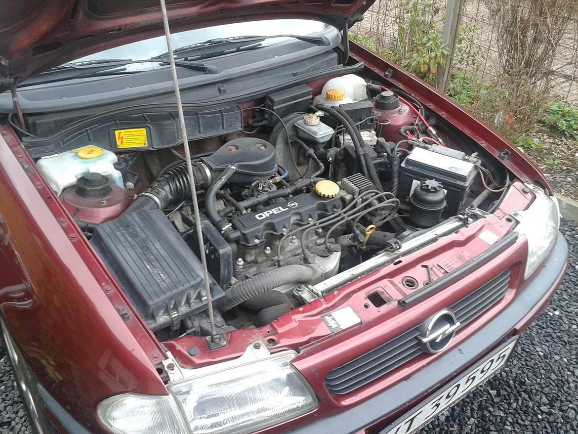 Opel Astra f 1.6 Club (SOLGT) billede 20