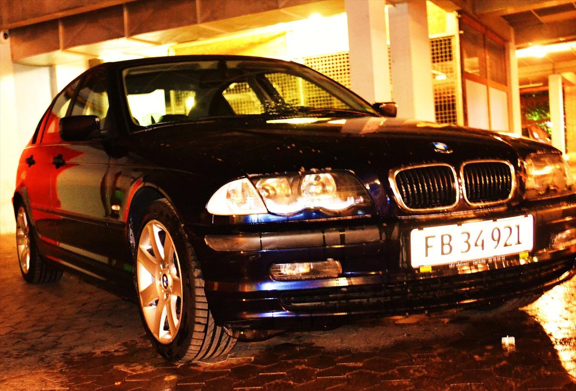 BMW 318I billede 1