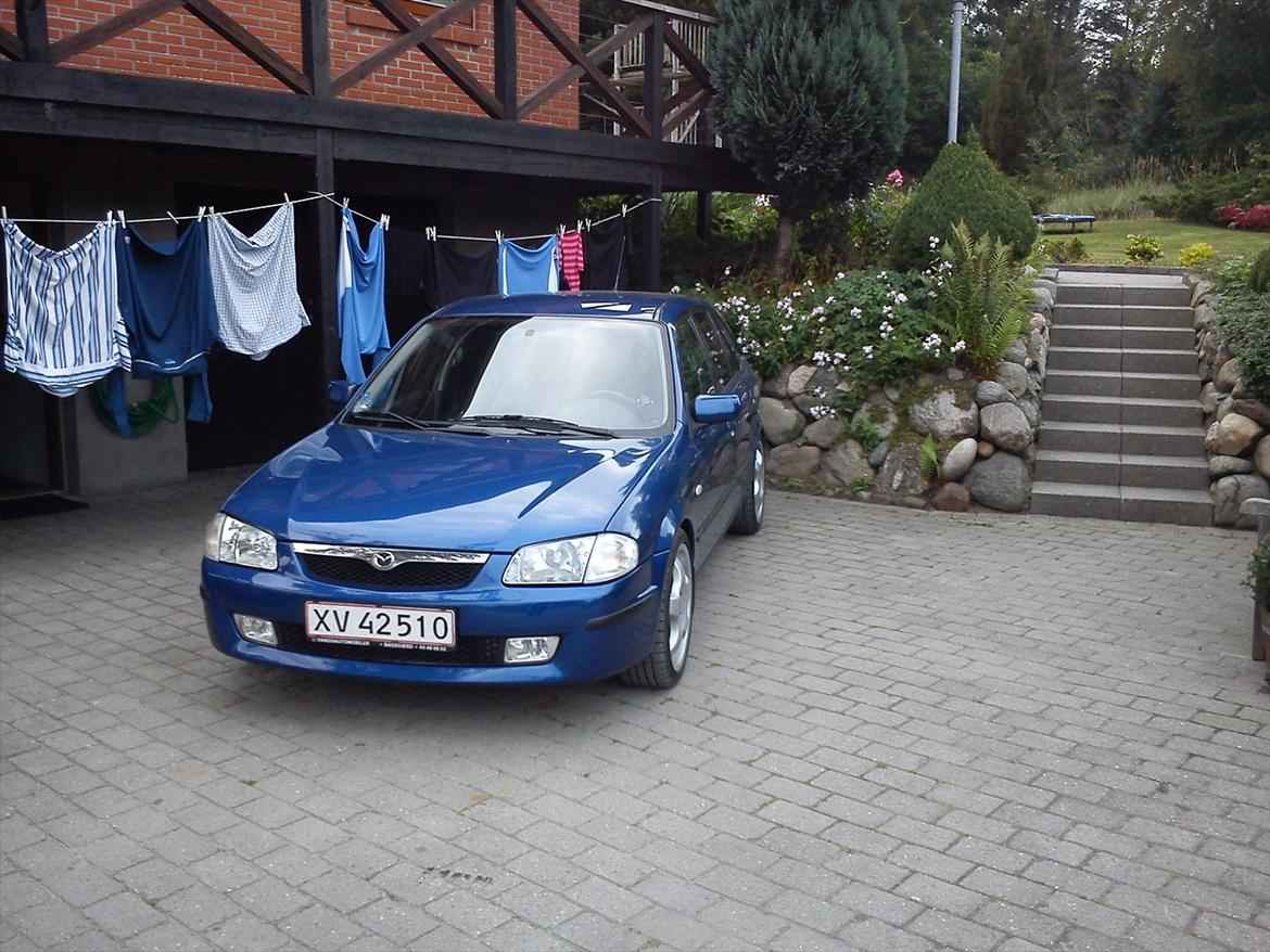 Mazda 323F SLX 1,8i "SOLGT" billede 8