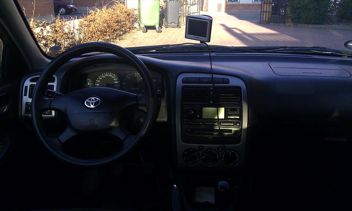 Toyota Avensis billede 8