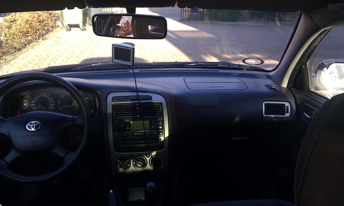 Toyota Avensis billede 11