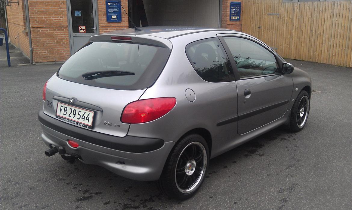 Peugeot 206 billede 12