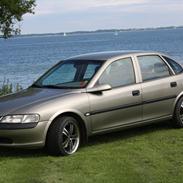 Opel Vectra B 2.0