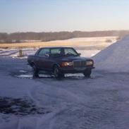 Mercedes Benz 280ce w123