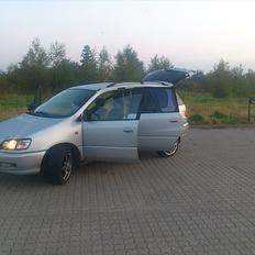 Toyota Sportsvan 2,2 TD