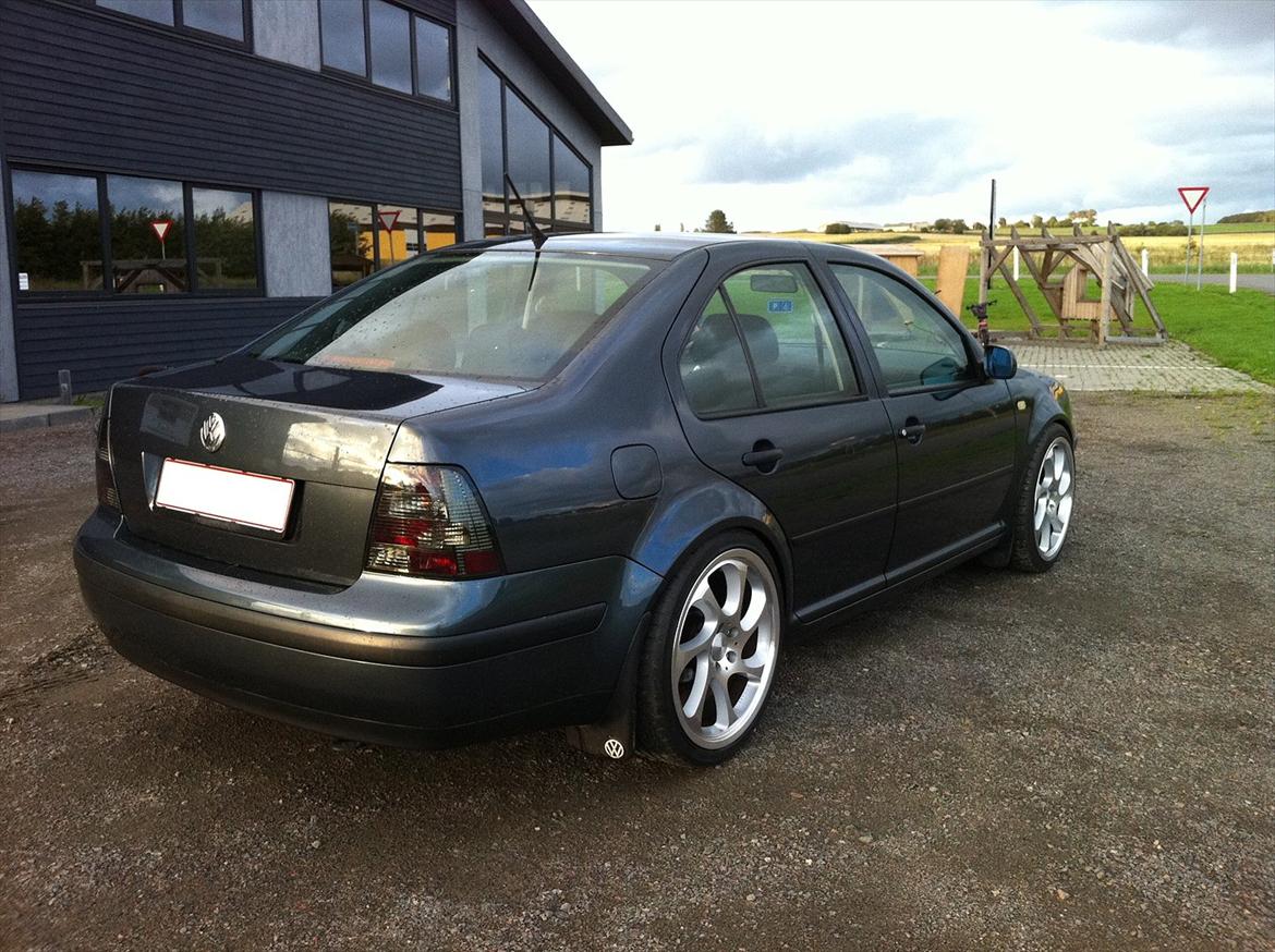 VW Bora 1,6 Solgt billede 17