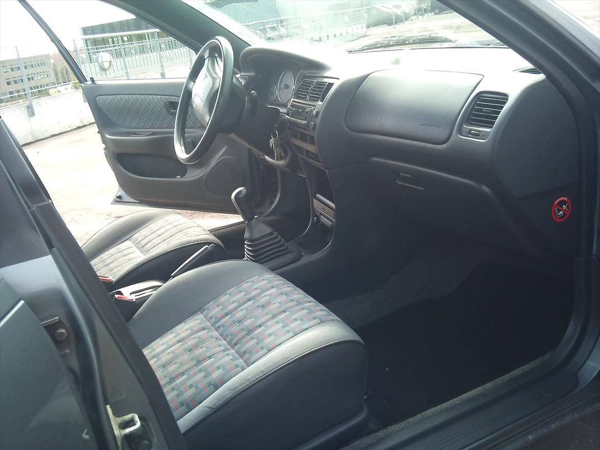 Toyota Corolla E10 1.3 Xli (Solgt) - Kabinen står flot :) .  billede 8