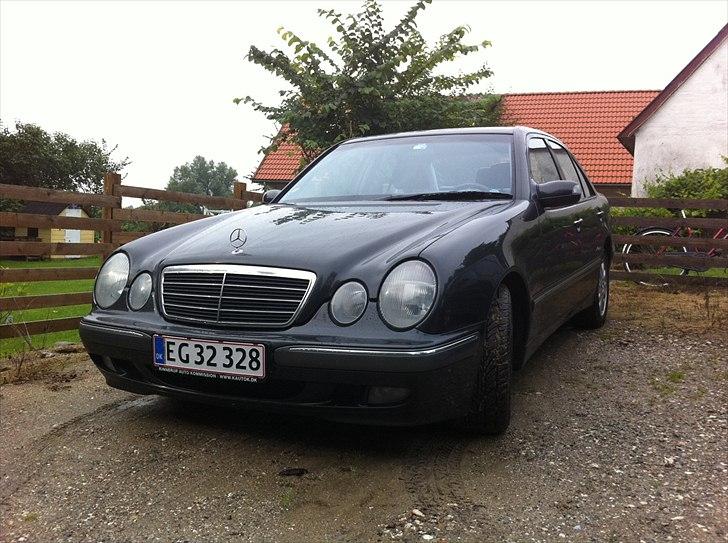 Mercedes Benz E320 Elegance - Lige afhentet billede 7