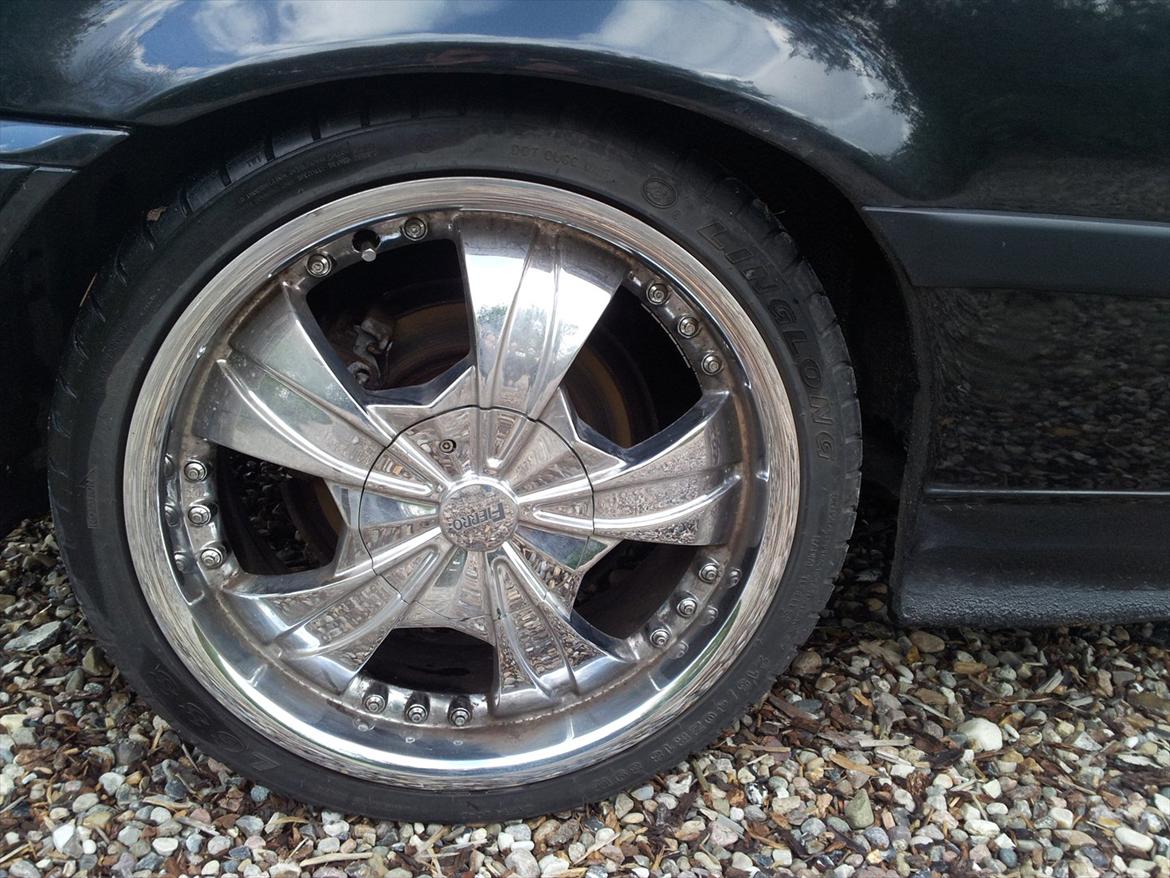 BMW 318is solgt billede 4