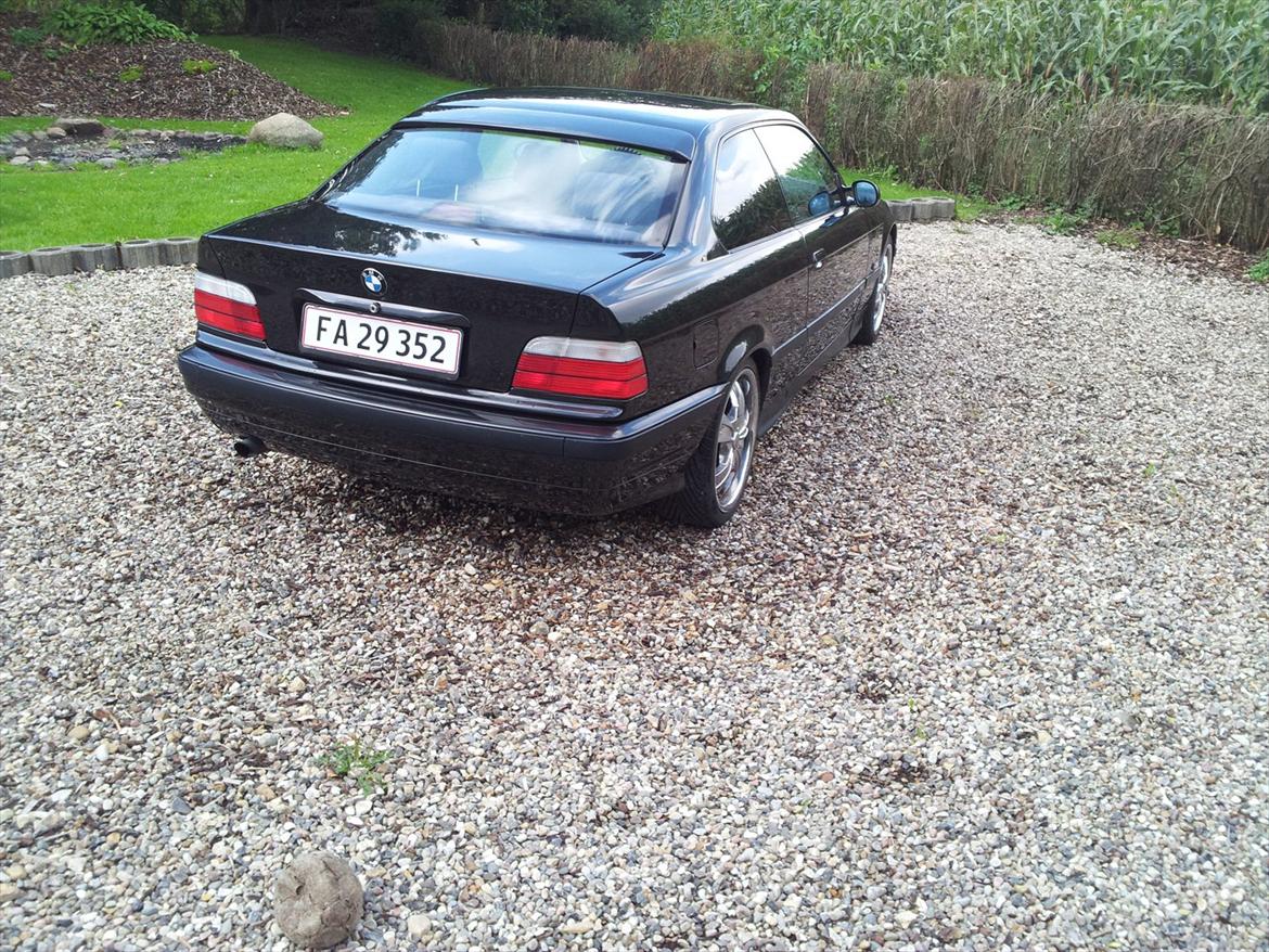 BMW 318is solgt billede 5