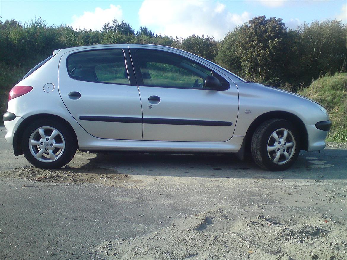 Peugeot 206 billede 12