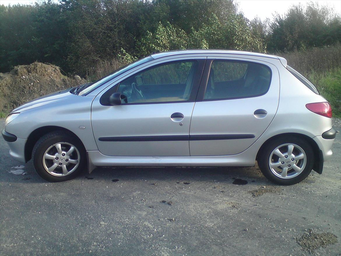 Peugeot 206 billede 13