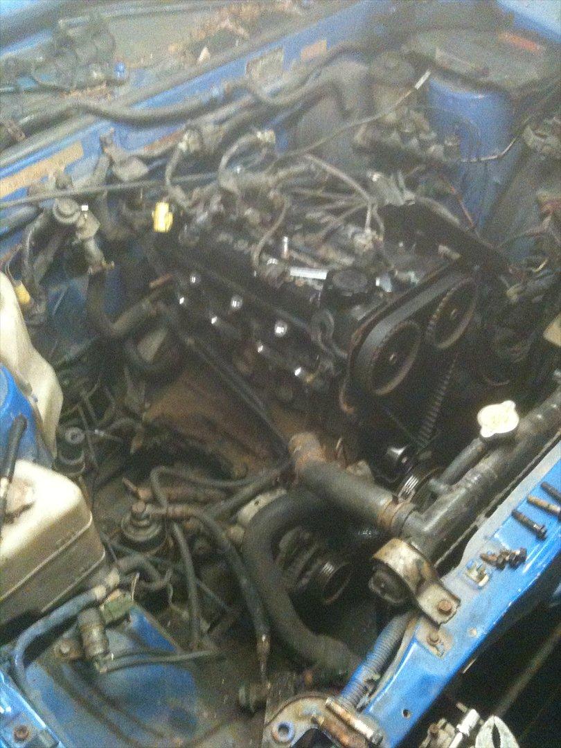 Toyota AE Hachi Roku Zenki ¤ AE86 - En utæt vandpumpe måtte udskiftes billede 13