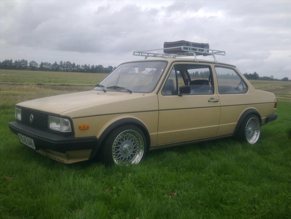 VW Jetta MK1 Automatik (SOLGT) billede 1