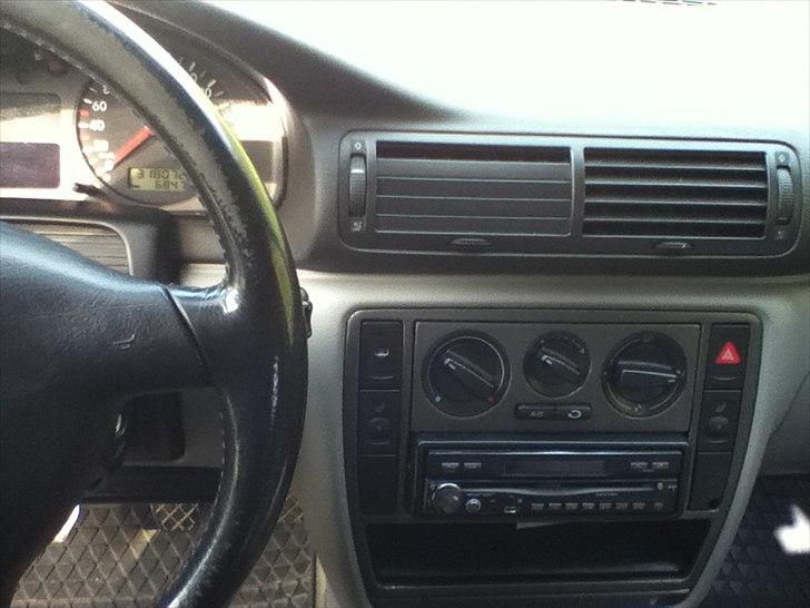 VW passat 2,8 v6 SOLGT billede 4