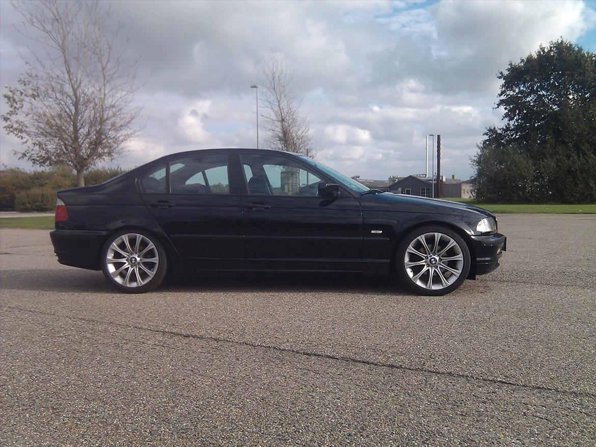 BMW 318I E46 billede 2