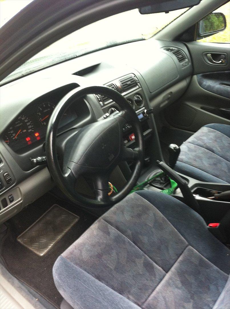 Mitsubishi galant  solgt  billede 9