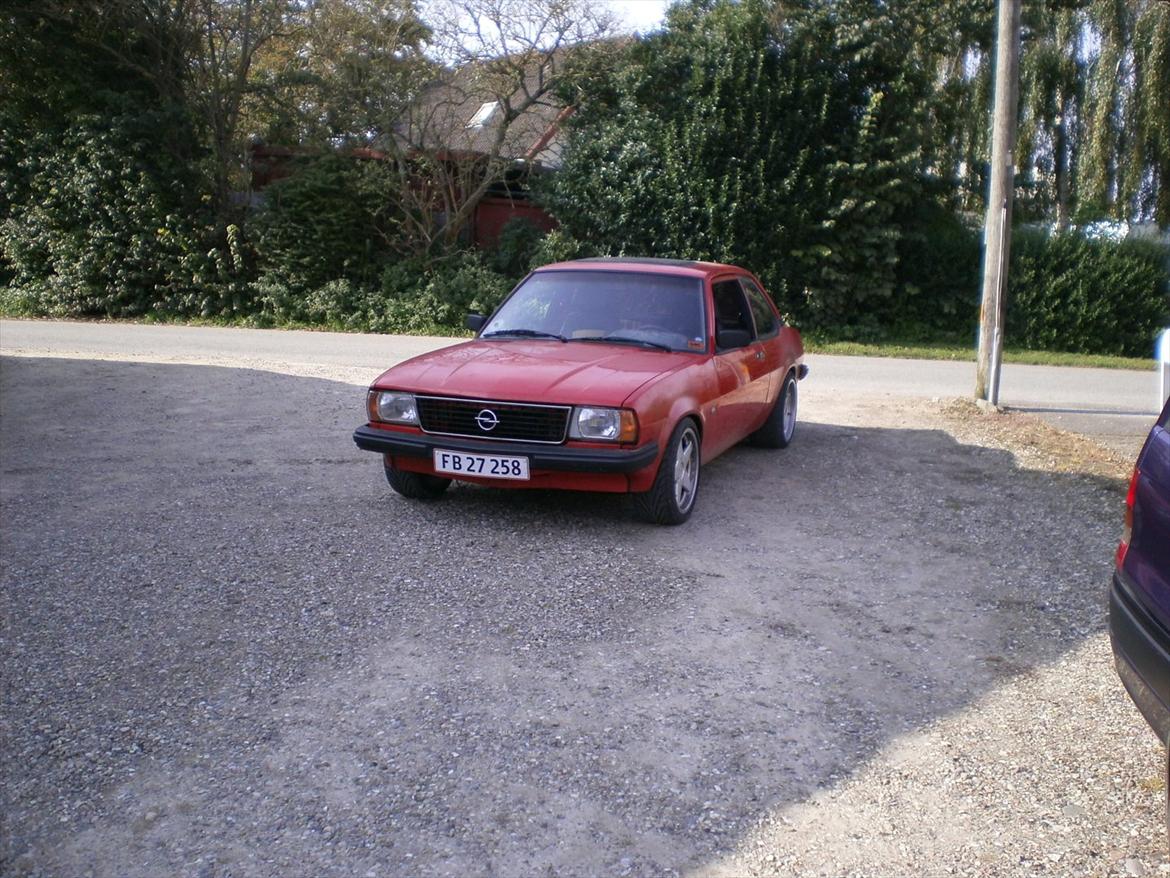 Opel Ascona B 2,0 billede 9