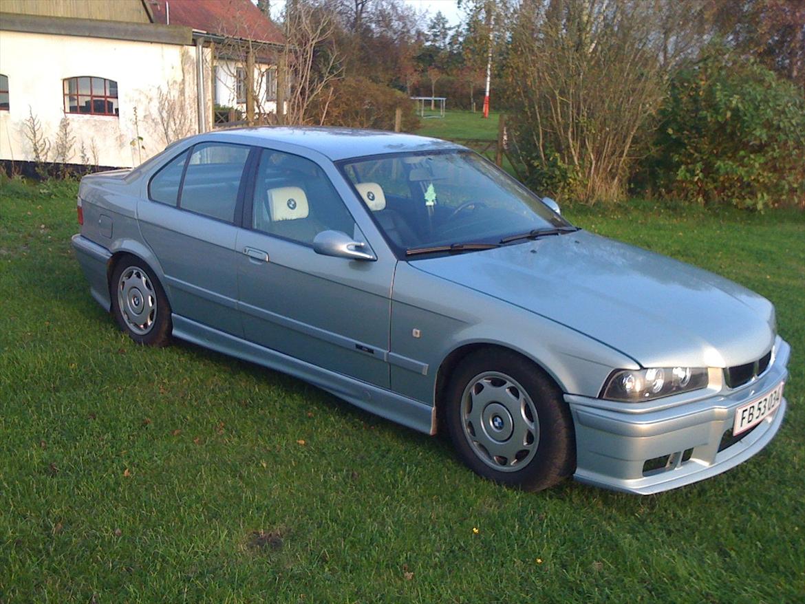 BMW e36 318i skadet :"( billede 5