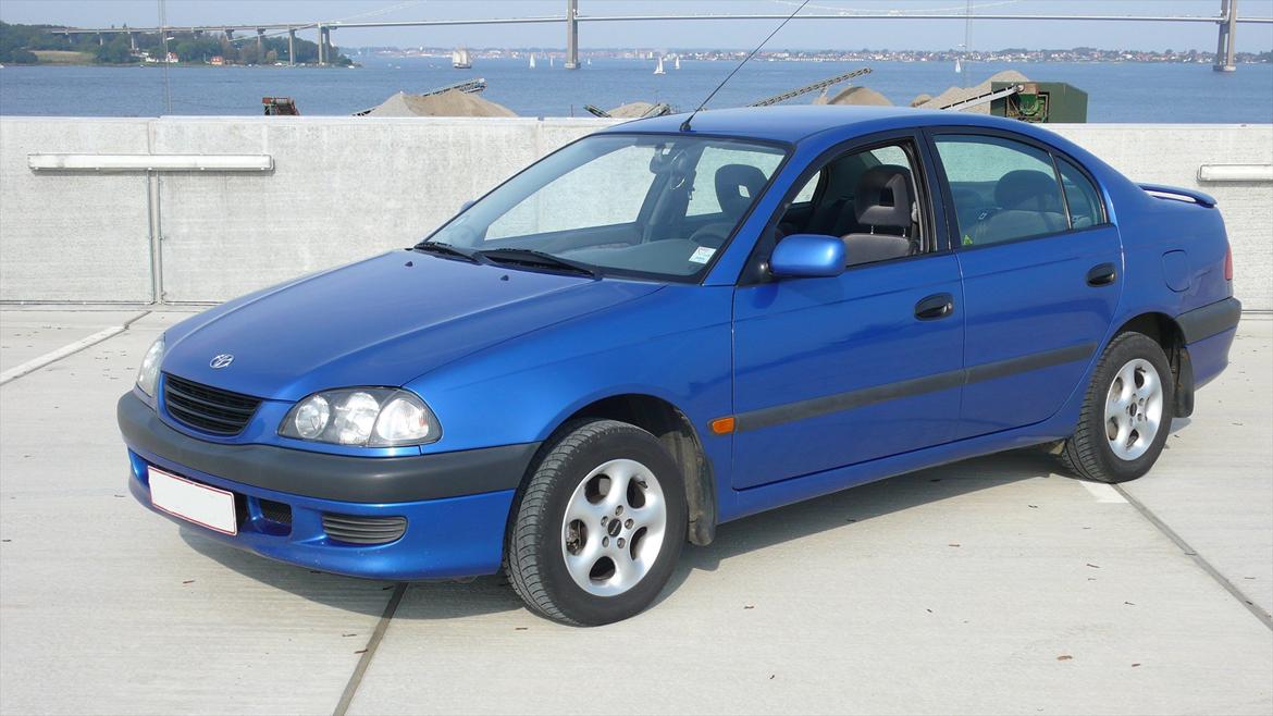 Toyota Avensis T22 billede 2