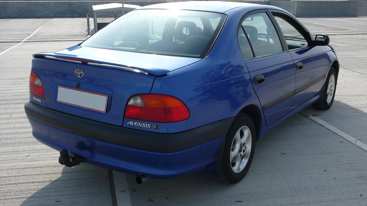 Toyota Avensis T22 billede 6