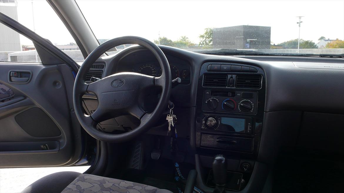 Toyota Avensis T22 billede 11