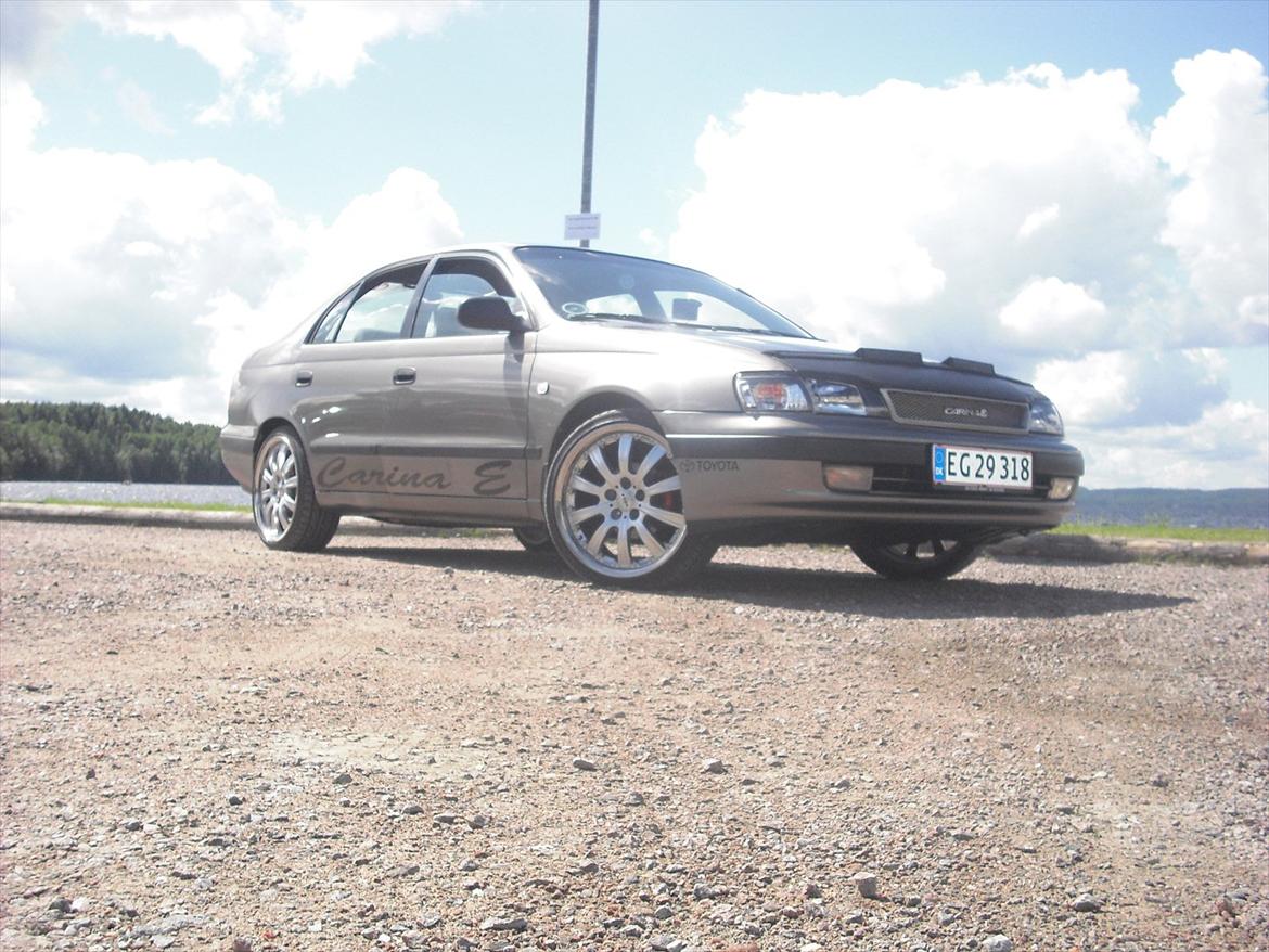 Toyota Carina E 1,6 GXI billede 3