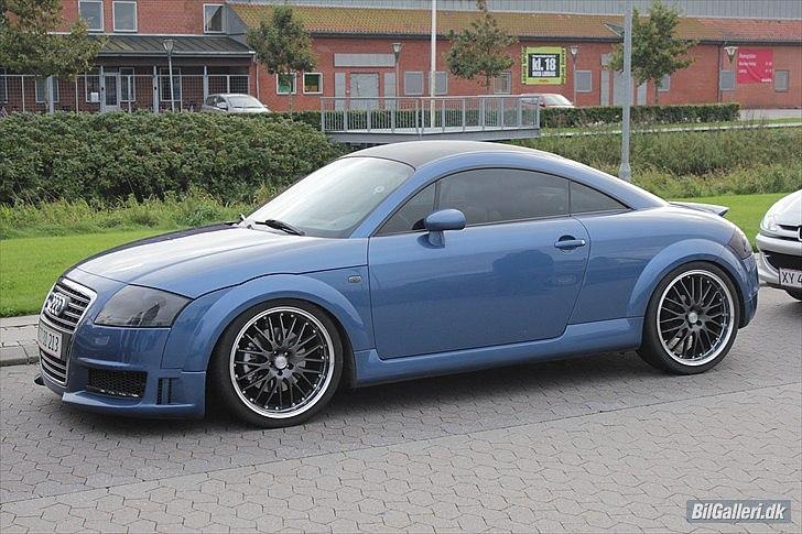 Audi TT Coupé ( solgt ) - Billedet taget d. 21/9, og viser bilen som den står nu.. billede 1