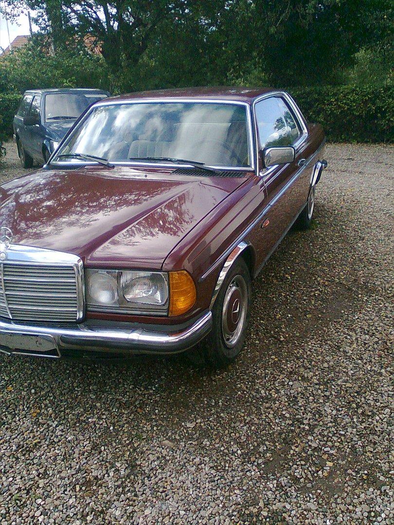 Mercedes Benz 280ce w123 billede 3