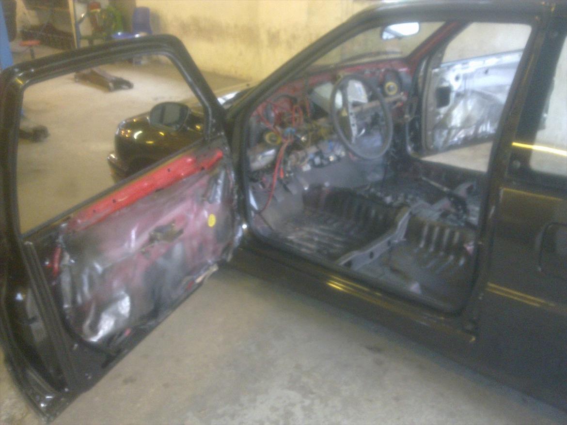 Daihatsu Charade.  Solgt  billede 11