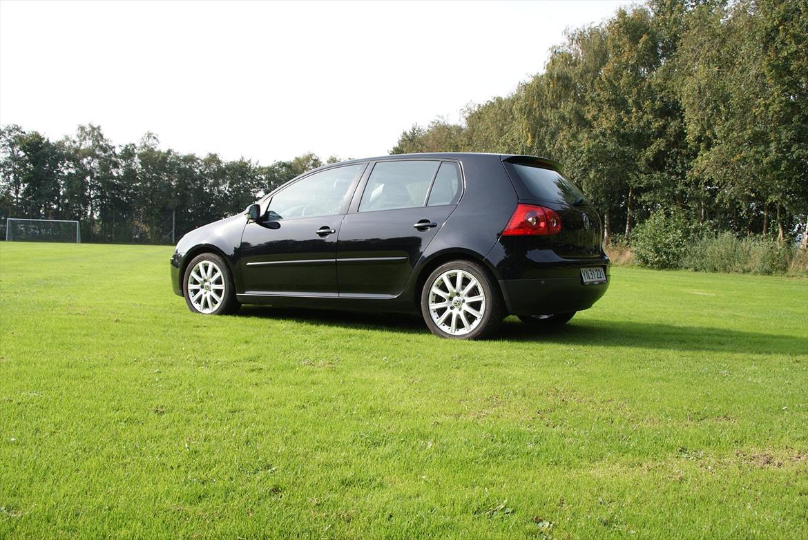VW Golf V 2.0TDI Sports-line #Solgt# billede 3