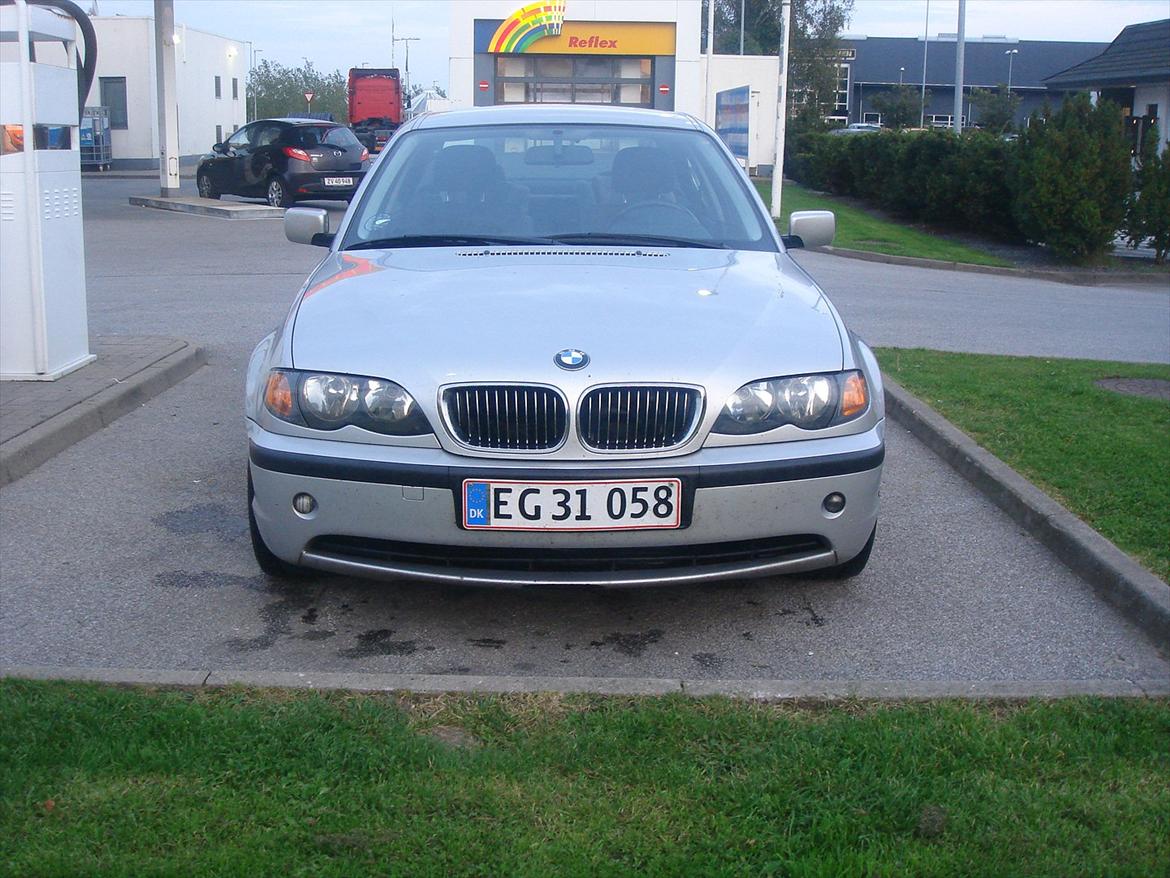 BMW 330 D billede 1