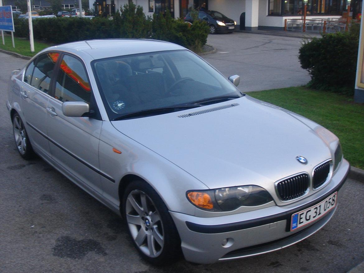 BMW 330 D billede 3