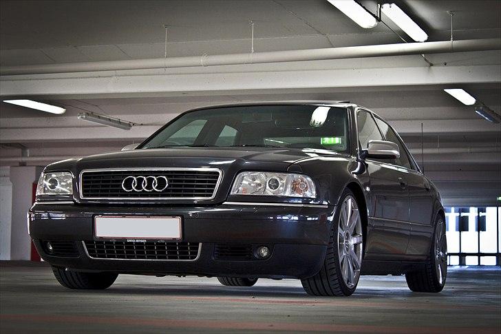 Audi A8 "S8" *Solgt* :( - www.LPhoto.se billede 2