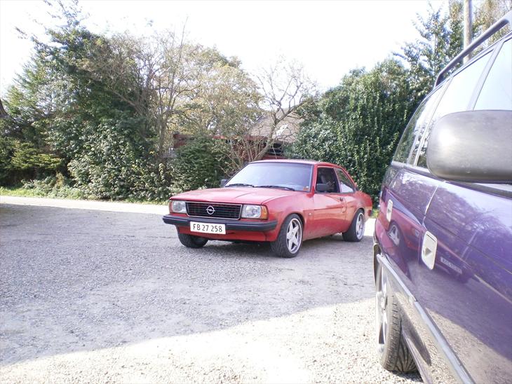 {{currentPhoto.altText}} billede {{currentPhoto.number}}