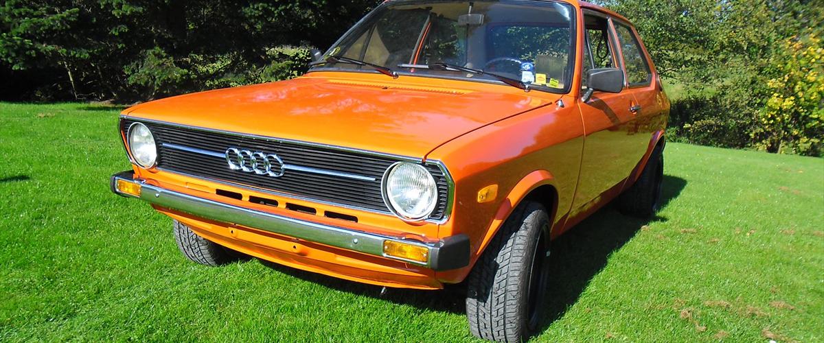 Audi 50 - 1975 - bilen er blevet totalrenovere...