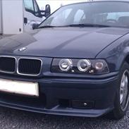 BMW E36 318is