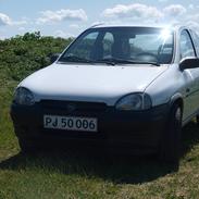 Opel Corsa b