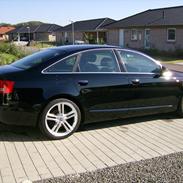 Audi A6, 2,4