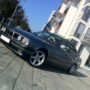 BMW E34 525i