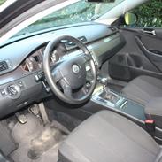 VW Passat variant "Solgt"