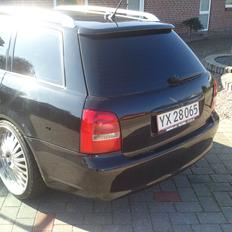 Audi A4 B5 1,8T Avant Quattro --SOLGT--
