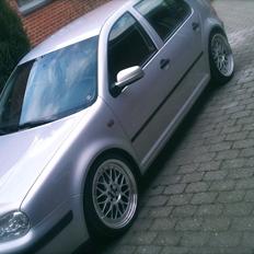 VW Golf IV