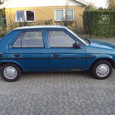 Skoda Favorit 135L [SKROTTET]