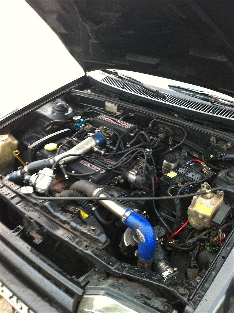 Mazda 323 Turbo( SOLGT!) billede 6