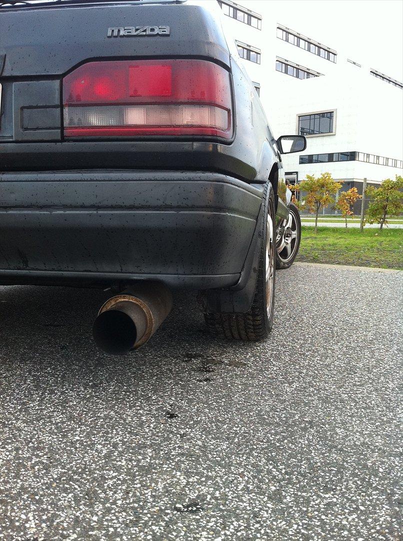 Mazda 323 Turbo( SOLGT!) billede 9