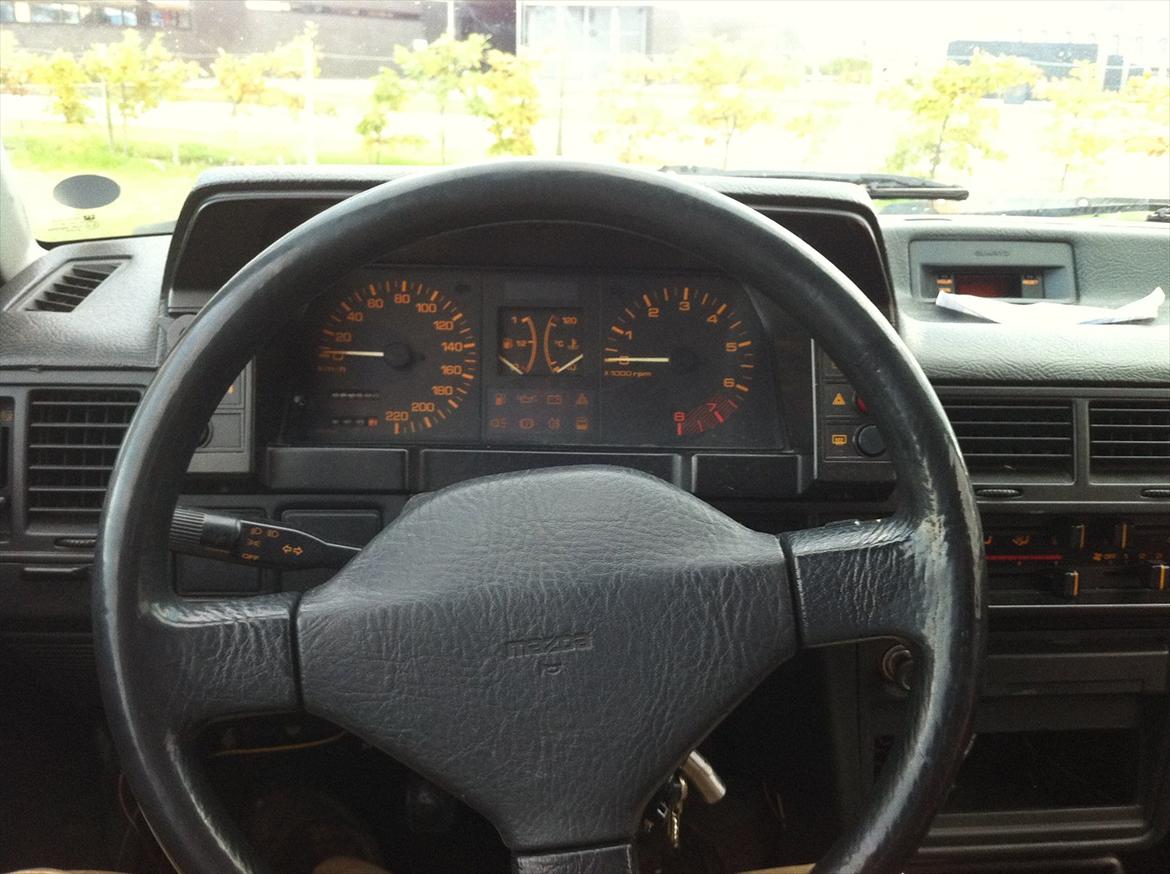 Mazda 323 Turbo( SOLGT!) billede 11