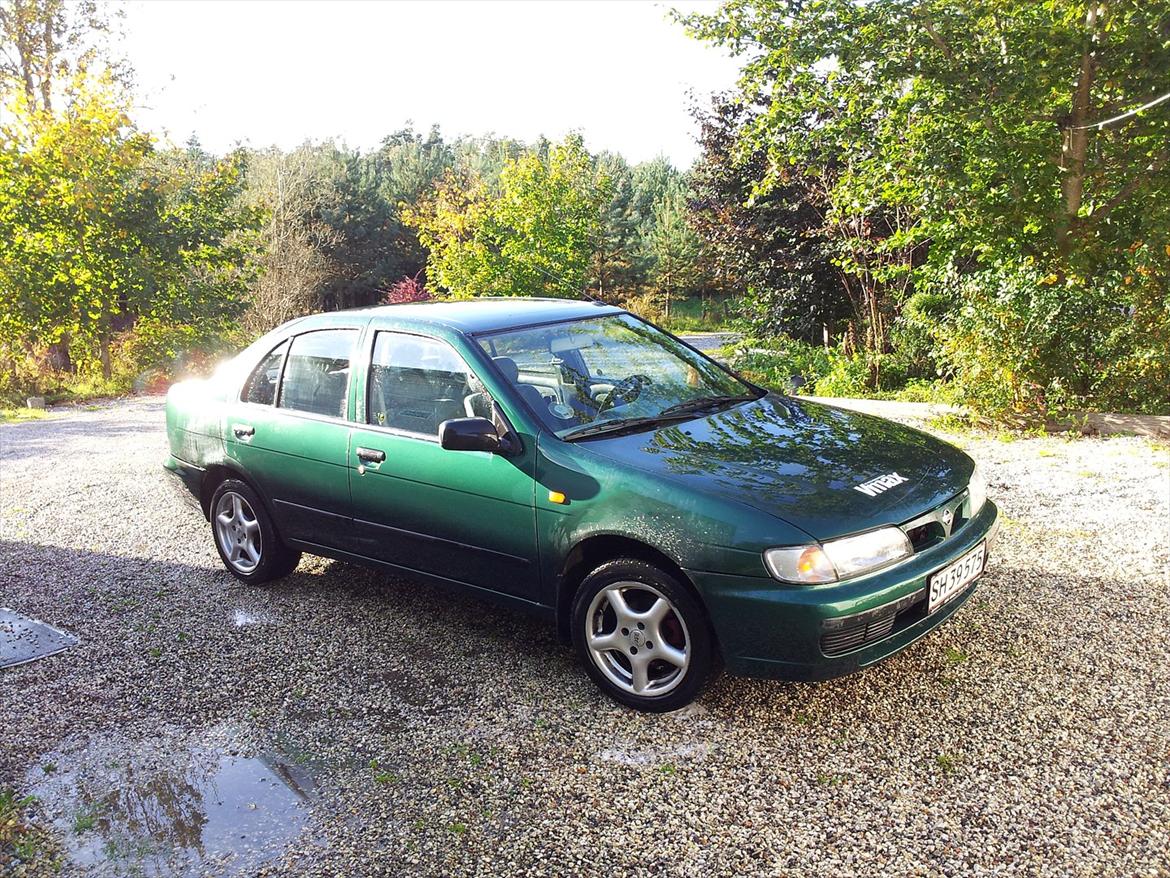 Nissan almera Gx solgt billede 2