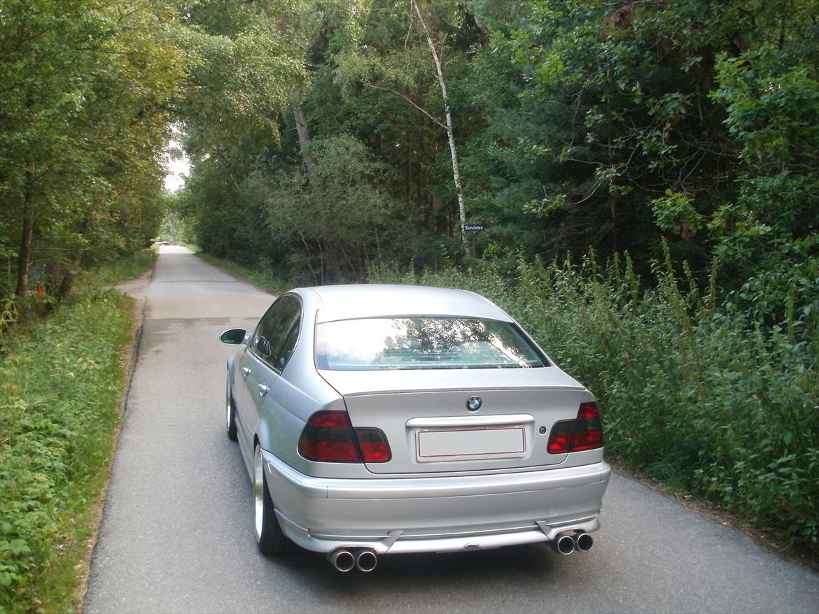 BMW 323i 2.5 billede 6